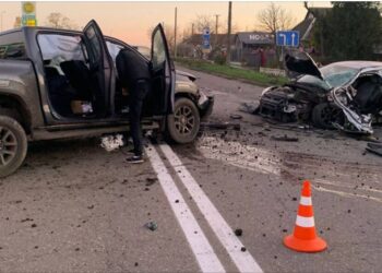 У Новій Одесі внаслідок ДТП водійка Ford Focus та її пасажири, двоє з яких діти, в лікарні (ФОТО)