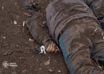 У Києві збільшилася кількість загиблих та постраждалих внаслідок російської атаки (ФОТО)