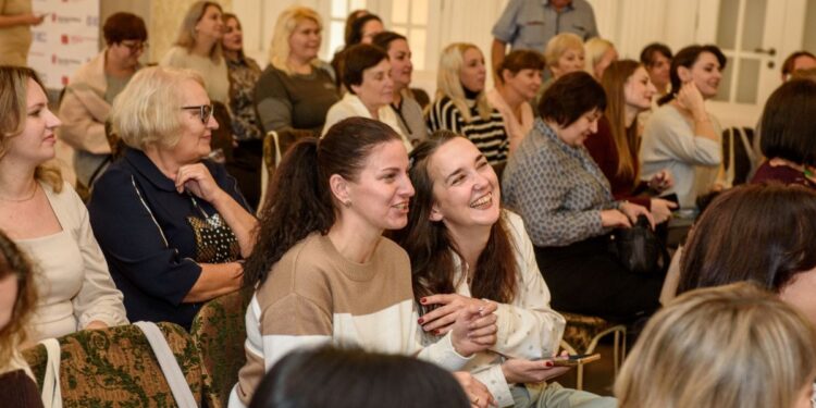 Зміцнення майбутнього Миколаївщини: педагоги області долучилися до навчання (ФОТО)