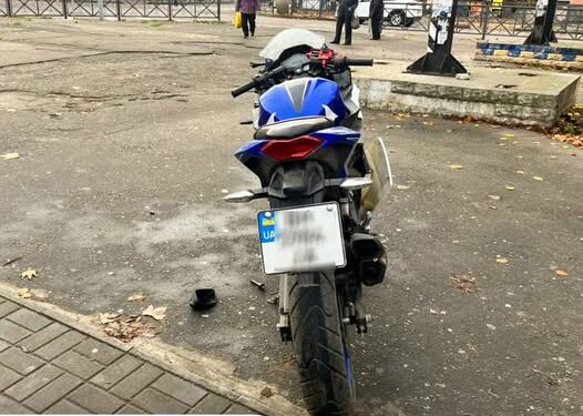 У Миколаєві мотоцикліст збив 86-річну жінку