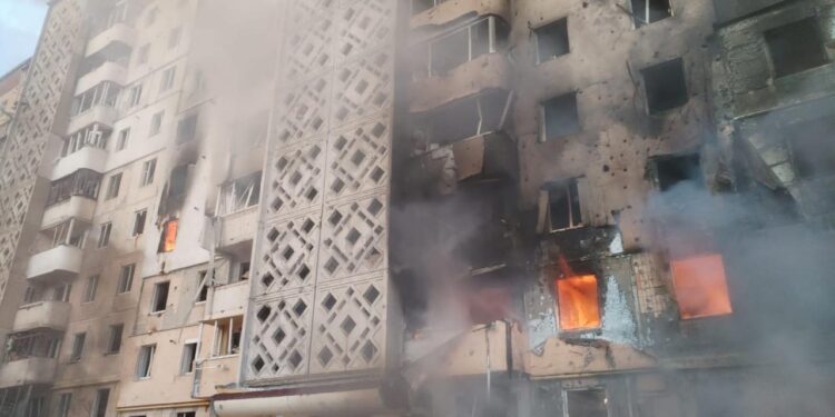 Росія атакувала Україну більш ніж 470 ударними дронами та 48 ракетами, вже відомо про 9 загиблих у Тернополі – Зеленський (ФОТО)