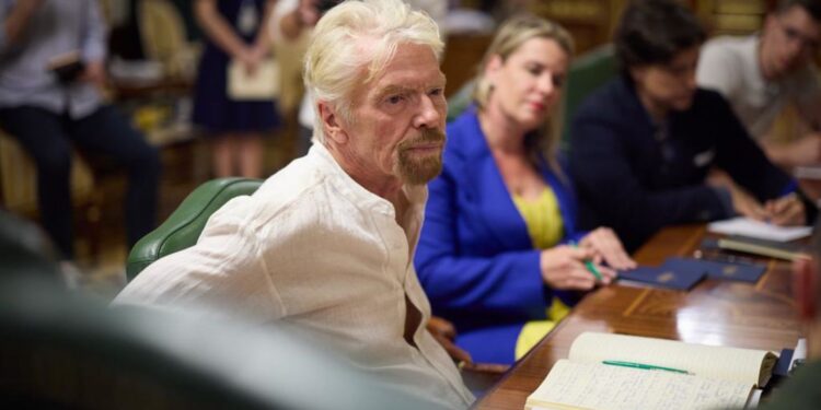 Найнижча точка дипломатії США щодо України, – Бренсон про “мирний план”