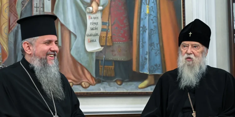Про мову і любов. Відбулася зустріч патріарха УПЦ КП Філарета і предстоятеля ПЦУ митрополита Епіфанія (ФОТО)