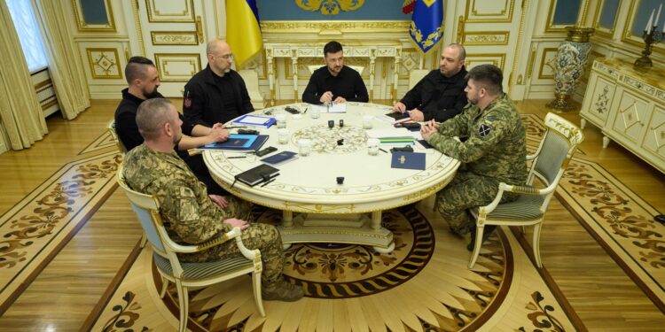 Найбільші втрати росіян в жовтні, своє виробництво БпЛА, майбутня зима, захист міст від російських дронів та гіпотетична зустріч Трампа з путіним – про що на брифінгу сказав Зеленський