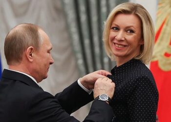 У Італії скандал через Захарову – вона заявила, що середньовічна вежа в Римі обвалилася через Україну