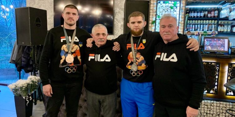 Миколаївські спортсмени-дефлімпійці та їхні тренери удостоєні державних нагород