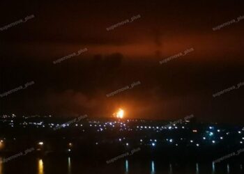 У Сизрані знову атакований НПЗ. Горить (ВІДЕО)