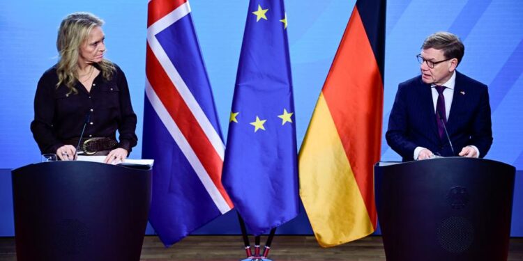 Не потребуємо зовнішніх порад – у Німеччині відреагували на антиєвропейські випади в новій Стратегії безпеки США