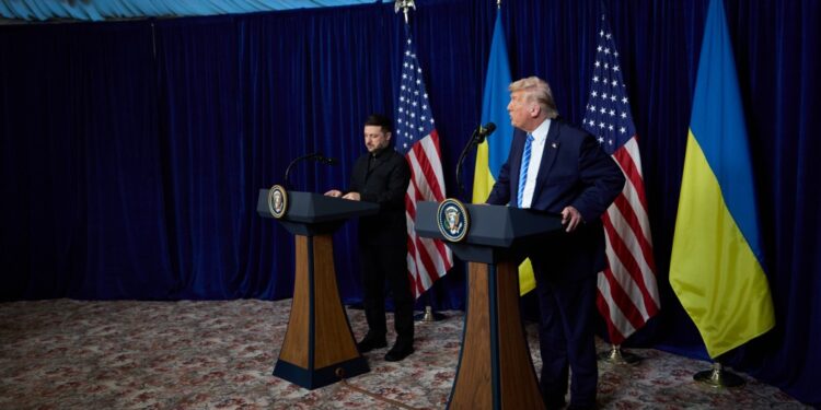 Трансляцію з пресконференції Зеленського і Трампа завершили словами про “русскій воєнний корабль, іді на…” (ВІДЕО)