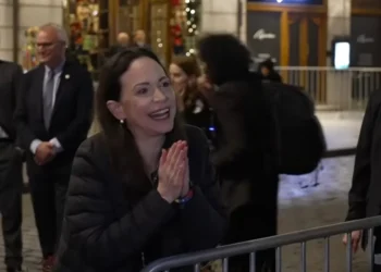 Спецоперація. Венесуельська опозиціонерка Мачадо таки прибула на вручення Нобелівської премії миру (ВІДЕО)