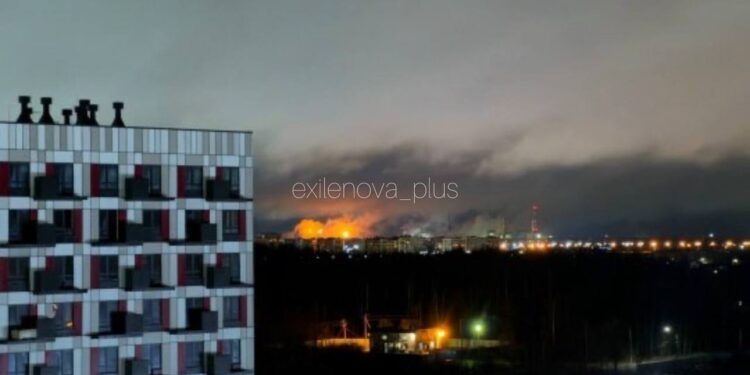Два хімзаводи атаковані вночі дронами в РФ – у Великому Новгороді і на Смоленщині (ВІДЕО)