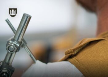 До військово-медичних закладів у 6 областях, зокрема і Миколаївській, направлено адаптивний одяг для поранених – Міноборони