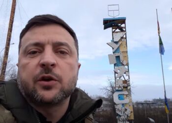 Зеленський сьогодні у Купʼянську: «Дякую кожному підрозділу, всім, хто бʼється тут, всім, хто знищує окупанта» (ВІДЕО)