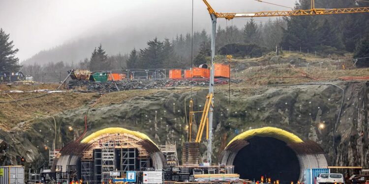 Найглибшу підводну автодорогу в світі будують у Норвегії (ФОТО, ВІДЕО)