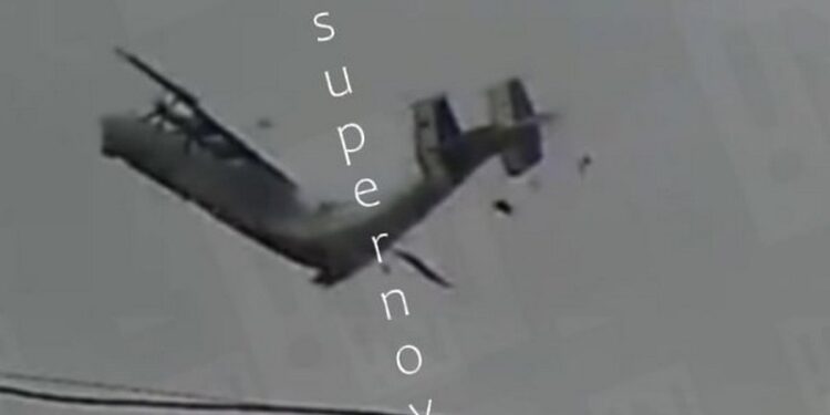 З’явилося епічне відео падіння російського військового Ан-22 (ВІДЕО)