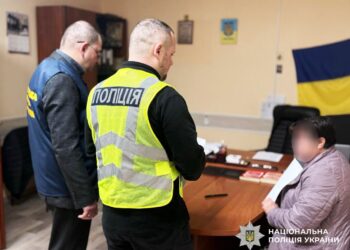 На Миколаївщині оголосили про підозру у службовій недбалості бухгалтеру комунального підприємства, яке не отримало труб на понад 700 тис.грн.