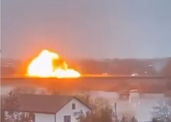 Траса Одеса-Рені (на Бухарест) перекрита – в Маяках атакований стратегічний міст, загинула жінка, поранені діти  (ВІДЕО)