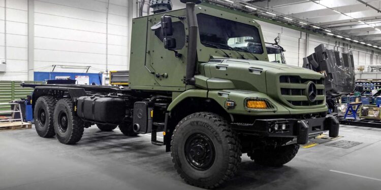 Україна отримає 200 САУ «Богдана» на шасі Zetros від Німеччини