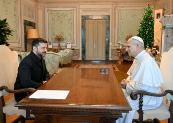 Президент Зеленський зустрівся із Папою Левом XIV – це вже третя їхня зустріч (ФОТО)