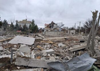 Під час атаки росіян на Миколаїв 13 грудня пошкоджено 90 будинків, з яких 7 не мають правовстановлюючих документів, – міськрада (ФОТО)