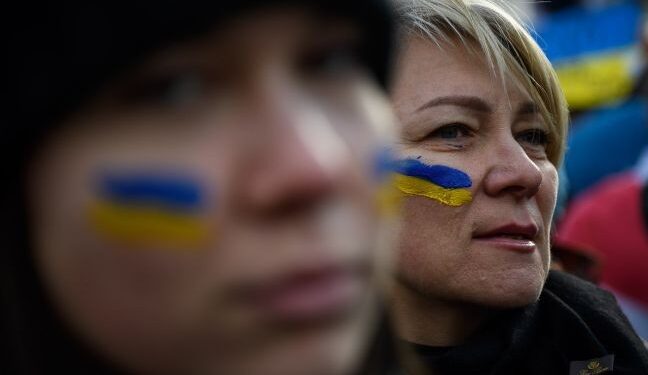 Соціолог назвав, що допомагає українцям триматися