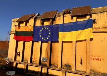 Литва передала Україні цілу теплоелектростанцію – її транспортували частинами і використовують так само