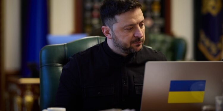 Зеленський поговорив телефоном із Вселенським патріархом Варфоломієм – подякував і розповів про сьогоднішні російські обстріли