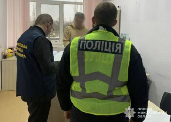 На Миколаївщині чиновник на освітленні одного села розтратив 248 тис.грн. бюджетних коштів
