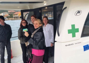 Мобільні аптеки по-хорватські – вони припливають до мешканців островів Задарського архіпелагу