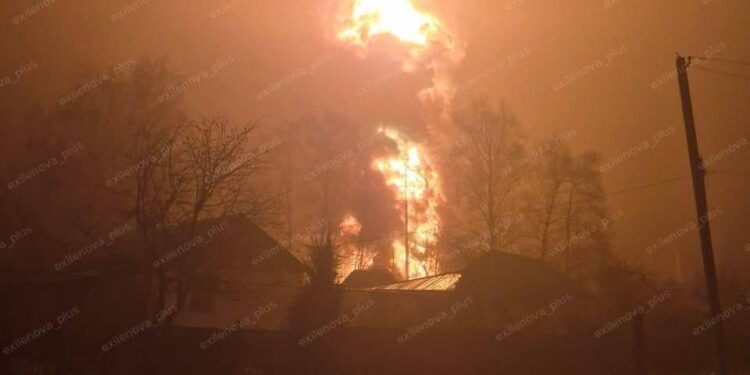 Дрони знову запалили Тамбовщину – горить нафтобаза (ВІДЕО)