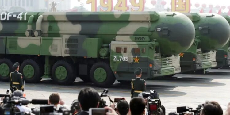 Китай розмістив на кордоні з Монголією понад 100 твердопаливних ракет DF-31 – ЗМІ
