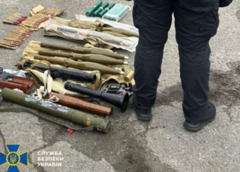 СБУ та Нацполіція викрили ще 9-х ділків – продавали «трофейну» зброю (ФОТО)