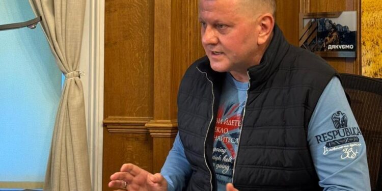 “Ветерани – майбутня еліта”, – Залужний взяв участь у форумі про політичне майбутнє повоєнної України (ФОТО)