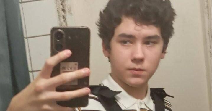 У підмосковних Горках підліток-неонацист влаштував різанину у школі (ВІДЕО 18++)