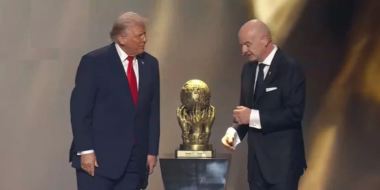 Здійснилась мрія. Трампу вручили “Премію миру” – від FIFA (ФОТО, ВІДЕО)
