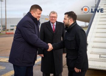 Зеленський вже в Лондоні, а потім Брюссель і Рим (ФОТО)