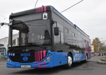 У Миколаєві сьогодні на маршрути міськелектротранспорту вийшли тільки тролейбуси з автономним ходом