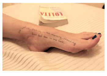 Опубліковані чергові фото з архіву Епштейна – там Білл Ґейтс і український паспорт (ФОТО)