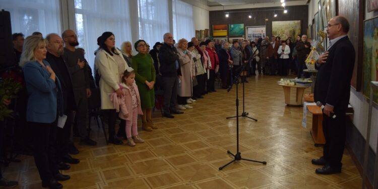 У Миколаєві відкрилась велика виставка до 55-річчя Миколаївської обласної організації Національної Спілки художників України (ФОТО)