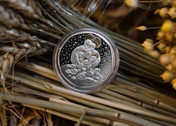 Нацбанк презентував пам’ятну монету “Дух Різдва”