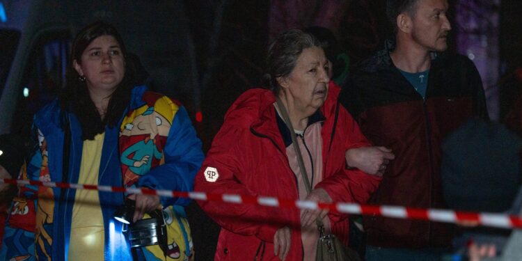 Одеса вночі знову була під атакою дронів – на зараз 6 постраждалих (ФОТО)