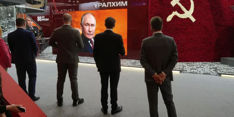 Російські бізнес-асоціації заявили про глибоку промислову кризу  – найглибшу за останні 30 років