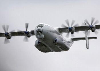 У РФ розбився військовий Ан-22 – екіпаж загинув