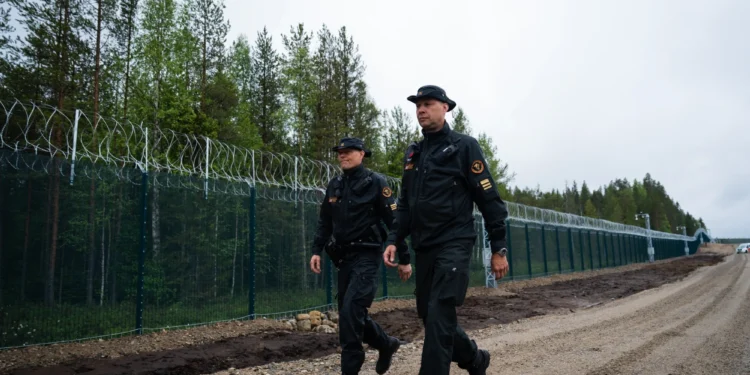 Фінляндія скликає Східний фланг НАТО перед лицем загрози