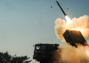 Естонія разом з HIMARS купує K239 – зможе топити кораблі рашистів прямо у Санкт-Петербурзі (ФОТО)