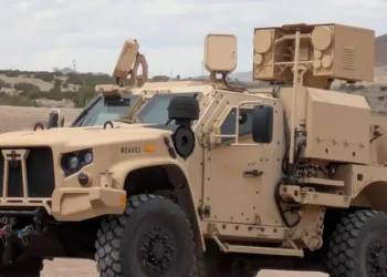 Армія США почала встановлювати лазерну зброю на звичайні автівки, щоб зробити її мобільною