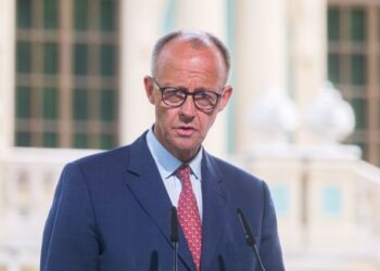 «Судетської області було недостатньо» – Мерц порівняв путіна з Гітлером