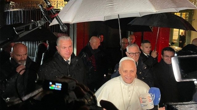 Папа закликав РФ хоч на добу припинити війну