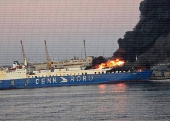 В Одесі балістика вдарила по турецькому судну (ФОТО, ВІДЕО)