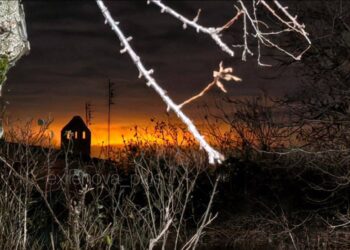 Вночі українські дрони атакували російські НПЗ (ВІДЕО)